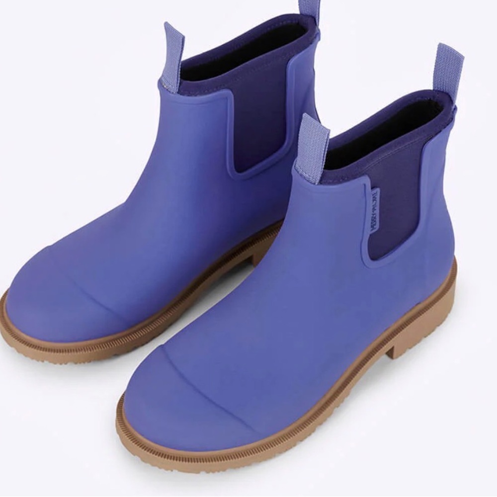 Merry People Purple Waterproof Chelsea Ankle Boots with Tan Sole - Picture 7 of 9